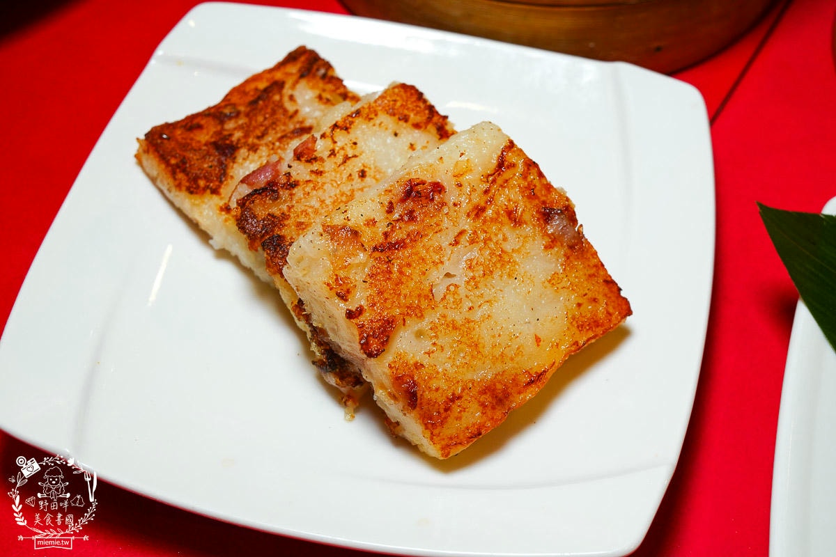 高雄港式點心推薦[地糖仔]高雄市長花媽回訪超多次的港式茶飲！平假日都座無虛席的港點名店！