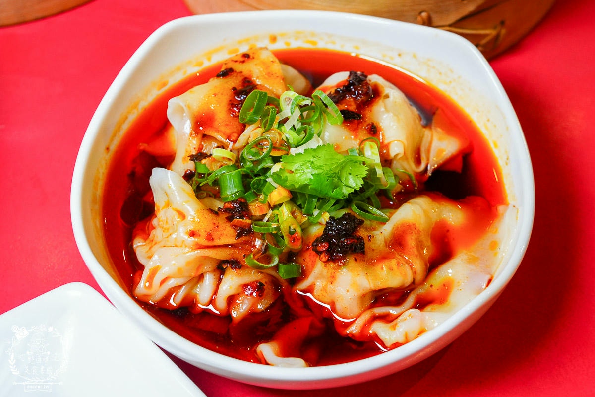 高雄港式點心推薦[地糖仔]高雄市長花媽回訪超多次的港式茶飲！平假日都座無虛席的港點名店！