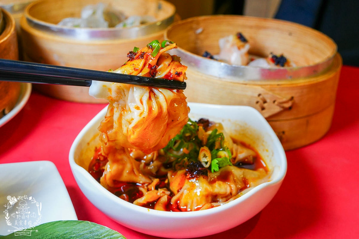 高雄港式點心推薦[地糖仔]高雄市長花媽回訪超多次的港式茶飲！平假日都座無虛席的港點名店！