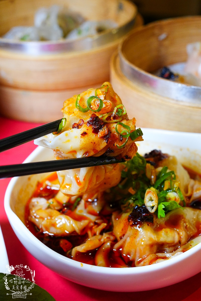 高雄港式點心推薦[地糖仔]高雄市長花媽回訪超多次的港式茶飲！平假日都座無虛席的港點名店！