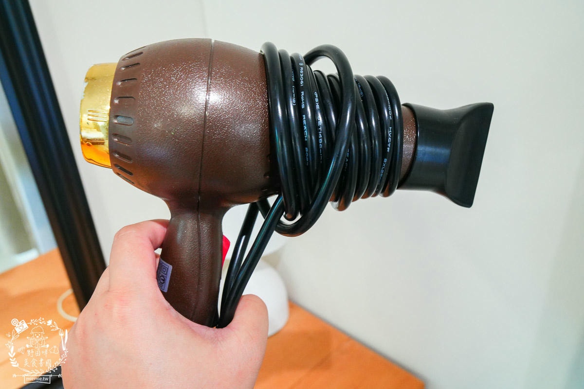 森深小苑 墾丁villa｜坐擁寬敞泳池與森林氣息場地的墾丁villa包棟民宿！還能歡唱KTV與輕鬆烤肉