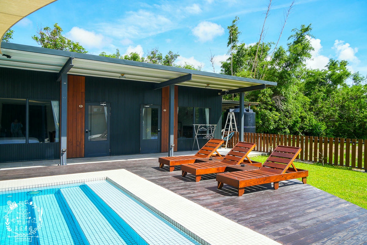 森深小苑 墾丁villa｜坐擁寬敞泳池與森林氣息場地的墾丁villa包棟民宿！還能歡唱KTV與輕鬆烤肉