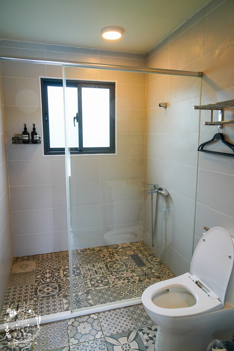 森深小苑 墾丁villa｜坐擁寬敞泳池與森林氣息場地的墾丁villa包棟民宿！還能歡唱KTV與輕鬆烤肉