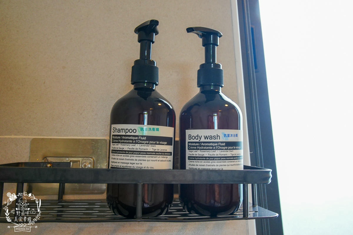 森深小苑 墾丁villa｜坐擁寬敞泳池與森林氣息場地的墾丁villa包棟民宿！還能歡唱KTV與輕鬆烤肉