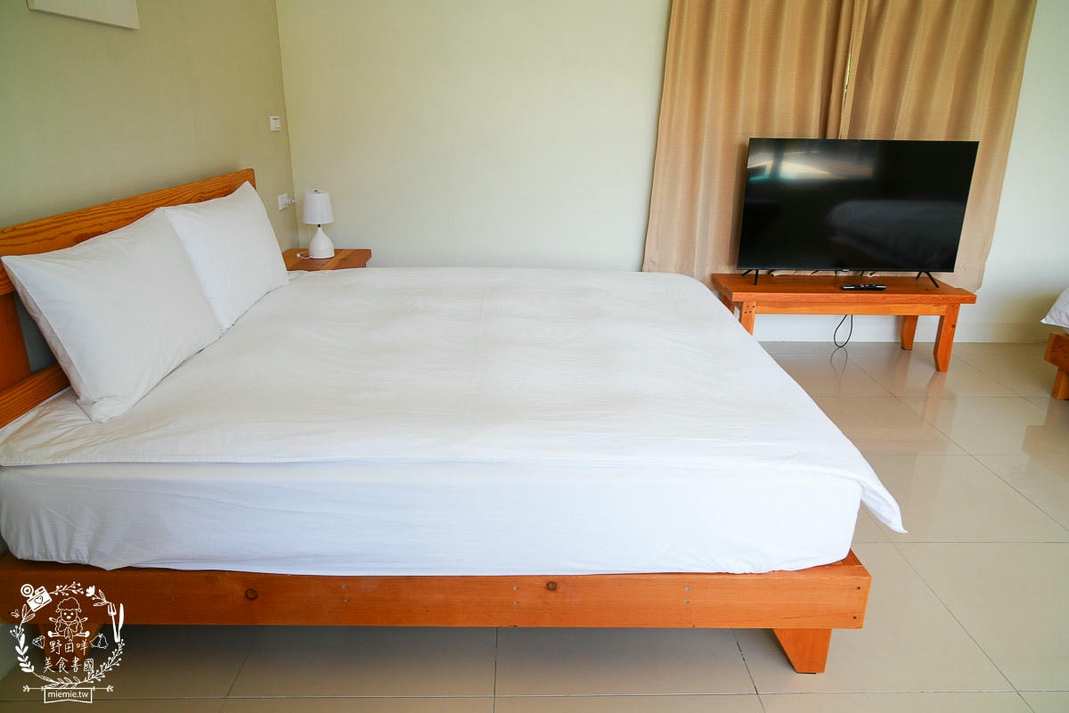 森深小苑 墾丁villa｜坐擁寬敞泳池與森林氣息場地的墾丁villa包棟民宿！還能歡唱KTV與輕鬆烤肉