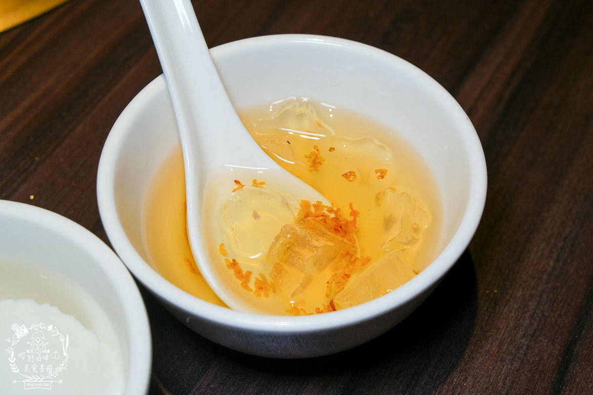 高雄精緻火鍋推薦!銅花涮涮鍋-超豐盛的海陸套餐!專人服務好享受!高雄生日餐廳推薦! - 第54張圖 高雄精緻火鍋推薦!銅花涮涮鍋-超豐盛的海陸套餐!專人服務好享受!高雄生日餐廳推薦!