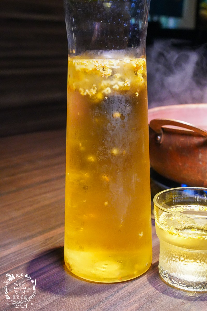 高雄精緻火鍋推薦!銅花涮涮鍋-超豐盛的海陸套餐!專人服務好享受!高雄生日餐廳推薦! - 第19張圖 高雄精緻火鍋推薦!銅花涮涮鍋-超豐盛的海陸套餐!專人服務好享受!高雄生日餐廳推薦!