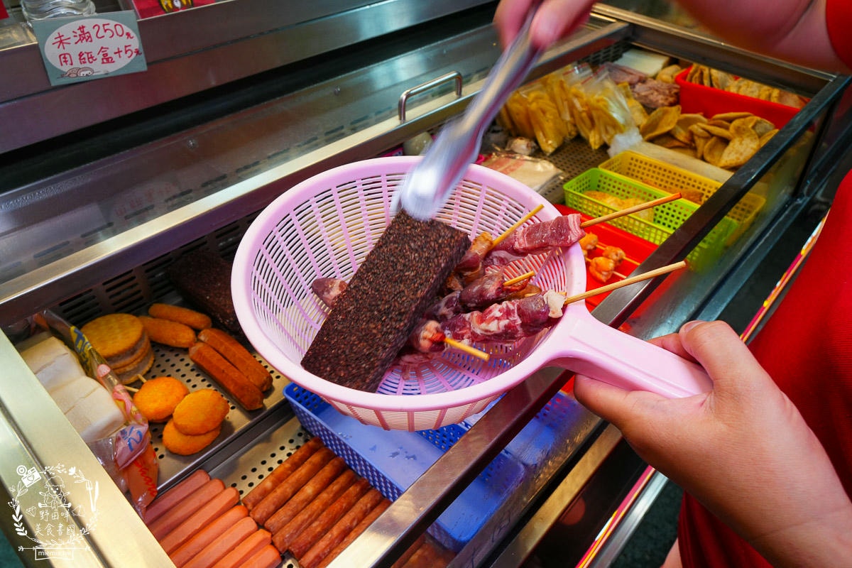 雄喝呷鹹酥鷄|高雄隱藏在鼎中路的超有料鹽酥雞！滿額送可口可樂或原萃！三民鹹酥雞推薦！