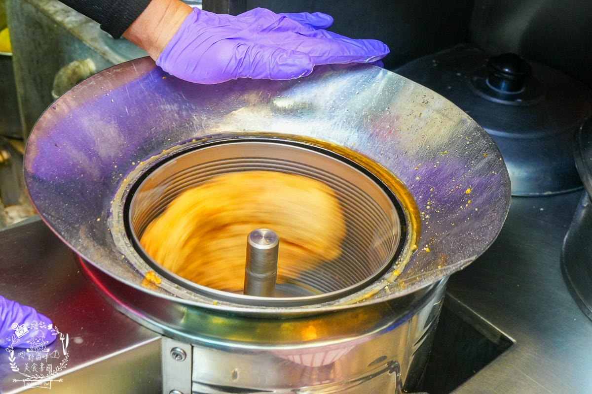 雄喝呷鹹酥鷄|高雄隱藏在鼎中路的超有料鹽酥雞！滿額送可口可樂或原萃！三民鹹酥雞推薦！