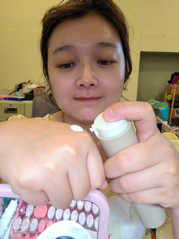 韓國平價彩妝推薦|OBgE評價|OBgE自然遮瑕粉底棒& OBgE自然遮瑕素顏霜& OBgE心情按鈕護唇膏|李多慧愛用化妝品！韓國男性美妝第一品牌