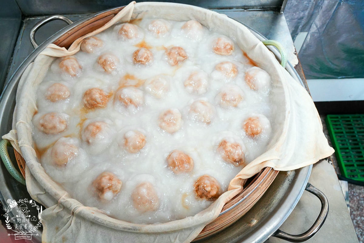鳳山肉圓四神湯油飯推薦[初肉圓]超平價的鳳山美食！肉圓油飯人氣必點！四神湯料超級多？