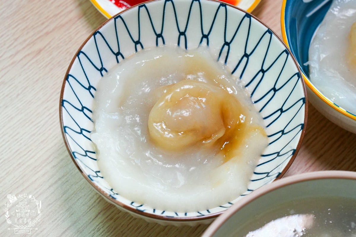 鳳山肉圓四神湯油飯推薦[初肉圓]超平價的鳳山美食！肉圓油飯人氣必點！四神湯料超級多？