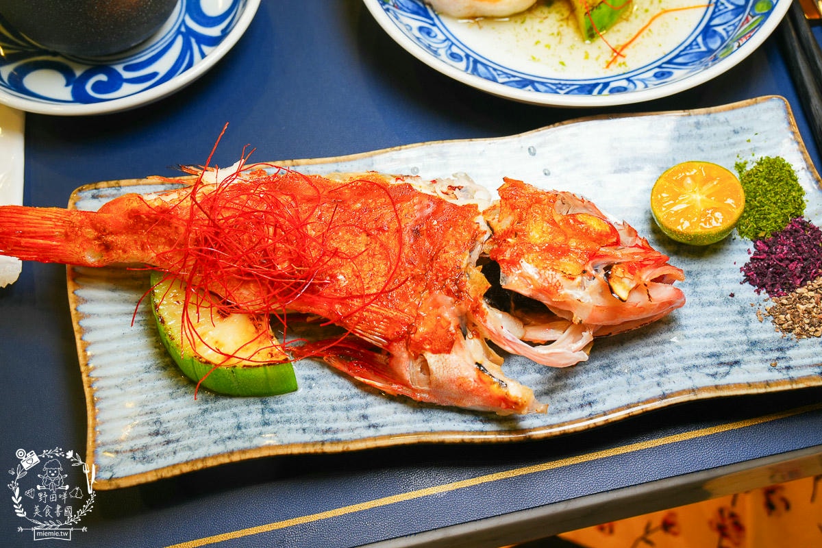 宜蘭慶生聚餐首選|明水然・樂-宜蘭礁溪店(田園景觀店)2400與1600元無菜單鐵板料理驚艷開箱！日本A5和牛菲力大推！