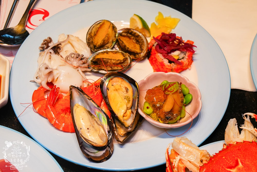 長榮鳳凰酒店(礁溪)桂冠自助餐廳吃到飽｜全鴨宴鳳凰烤鴨6吃到飽 、松葉蟹腳吃到飽、現煎美國牛等破百品項吃到飽