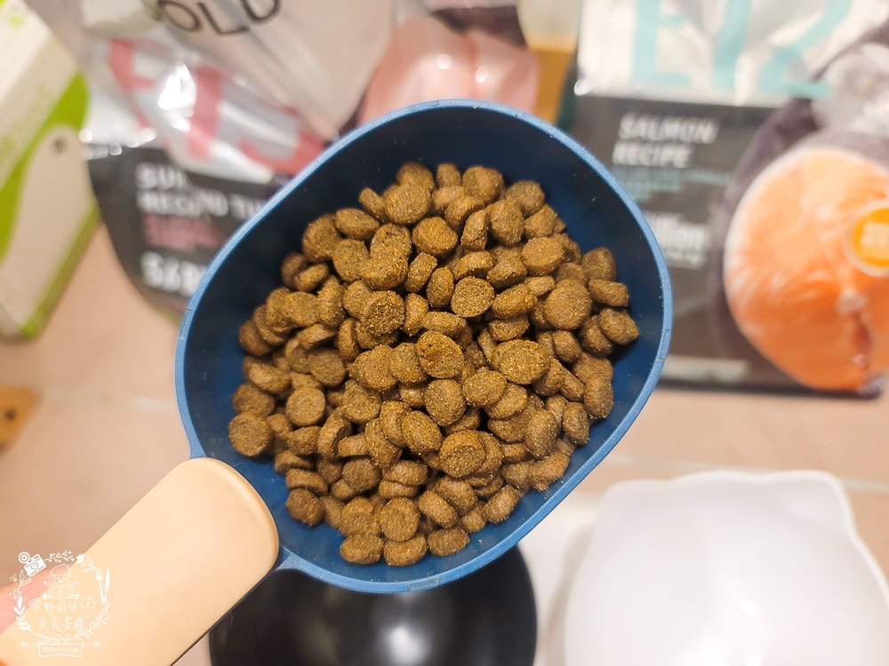 耐吉斯Energy系列益生菌貓飼料推薦！寵糧界的超級能量碗，還有BC30™ 美國專利益生菌守護腸道健康