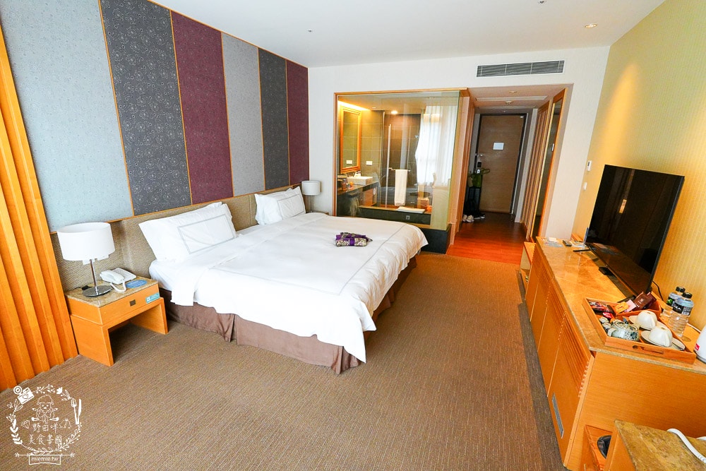 長榮鳳凰酒店(礁溪)一泊二食開箱|礁溪超強的溫泉飯店!桂冠自助餐松葉蟹腳吃到飽!鳳凰飴號下午茶甜點跟酒品無限供應! - 第12張圖