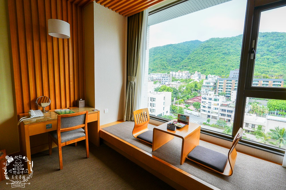 長榮鳳凰酒店(礁溪)一泊二食開箱|礁溪超強的溫泉飯店!桂冠自助餐松葉蟹腳吃到飽!鳳凰飴號下午茶甜點跟酒品無限供應! - 第15張圖