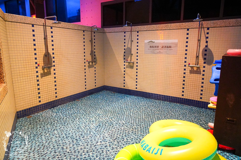 長榮鳳凰酒店(礁溪)一泊二食開箱|礁溪超強的溫泉飯店!桂冠自助餐松葉蟹腳吃到飽!鳳凰飴號下午茶甜點跟酒品無限供應! - 第35張圖