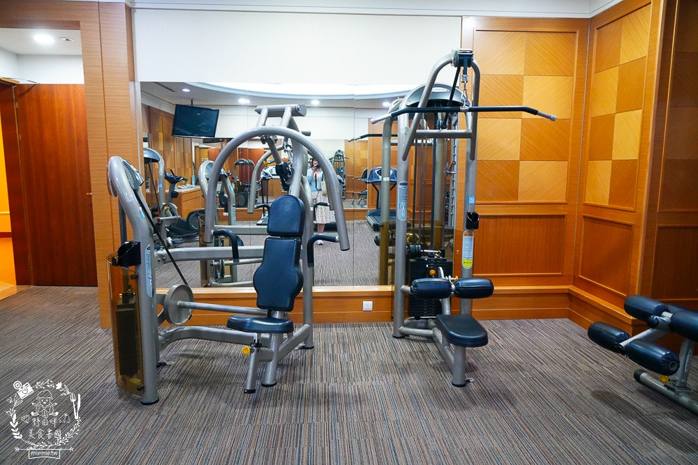 長榮鳳凰酒店(礁溪)一泊二食開箱|礁溪超強的溫泉飯店!桂冠自助餐松葉蟹腳吃到飽!鳳凰飴號下午茶甜點跟酒品無限供應! - 第46張圖