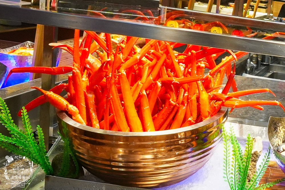 長榮鳳凰酒店(礁溪)桂冠自助餐廳吃到飽|全鴨宴鳳凰烤鴨6吃到飽 、松葉蟹腳吃到飽、現煎美國牛等破百品項吃到飽 - 第9張圖