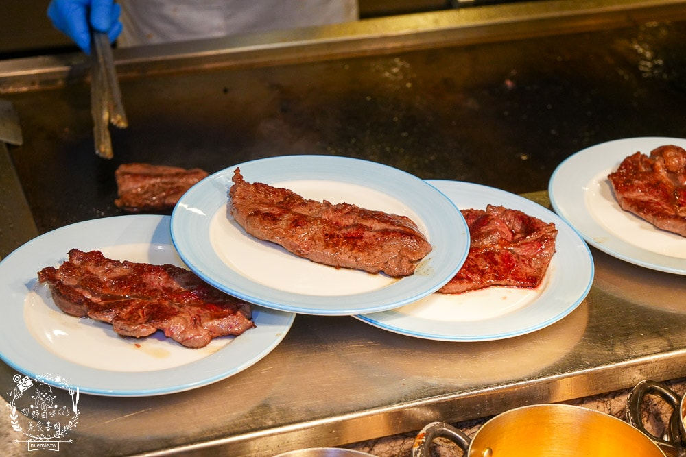 長榮鳳凰酒店(礁溪)桂冠自助餐廳吃到飽|全鴨宴鳳凰烤鴨6吃到飽 、松葉蟹腳吃到飽、現煎美國牛等破百品項吃到飽 - 第28張圖