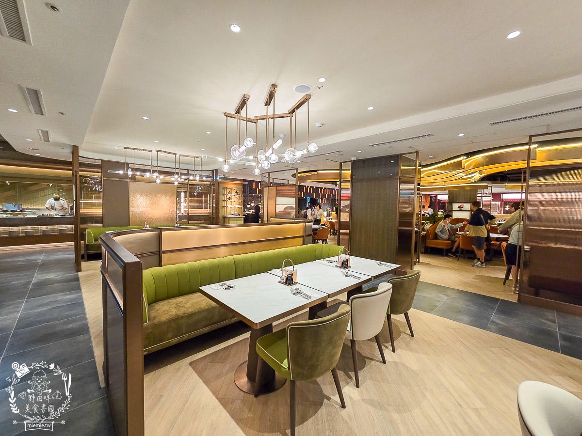 全台最難訂位自助餐廳|島語高雄自助餐吃到飽|松葉蟹、生蠔、鮭魚卵、干貝海膽、宜蘭烤鴨等200品項無限吃到飽! - 第10張圖 全台最難訂位自助餐廳|島語高雄自助餐吃到飽|松葉蟹、生蠔、鮭魚卵、干貝海膽、宜蘭烤鴨等200品項無限吃到飽!