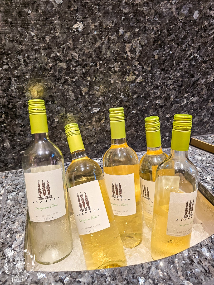 全台最難訂位自助餐廳|島語高雄自助餐吃到飽|松葉蟹、生蠔、鮭魚卵、干貝海膽、宜蘭烤鴨等200品項無限吃到飽! - 第17張圖 全台最難訂位自助餐廳|島語高雄自助餐吃到飽|松葉蟹、生蠔、鮭魚卵、干貝海膽、宜蘭烤鴨等200品項無限吃到飽!