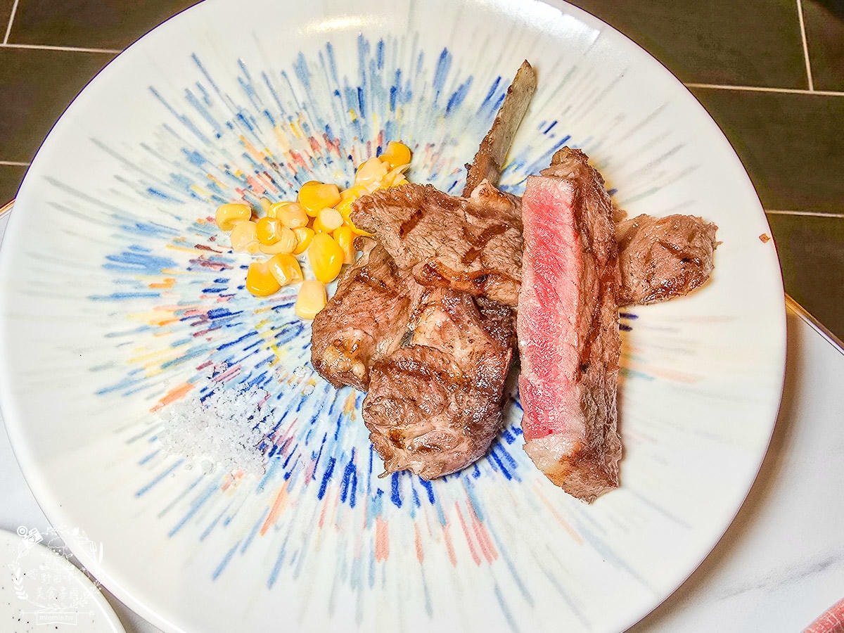 全台最難訂位自助餐廳|島語高雄自助餐吃到飽|松葉蟹、生蠔、鮭魚卵、干貝海膽、宜蘭烤鴨等200品項無限吃到飽! - 第34張圖 全台最難訂位自助餐廳|島語高雄自助餐吃到飽|松葉蟹、生蠔、鮭魚卵、干貝海膽、宜蘭烤鴨等200品項無限吃到飽!