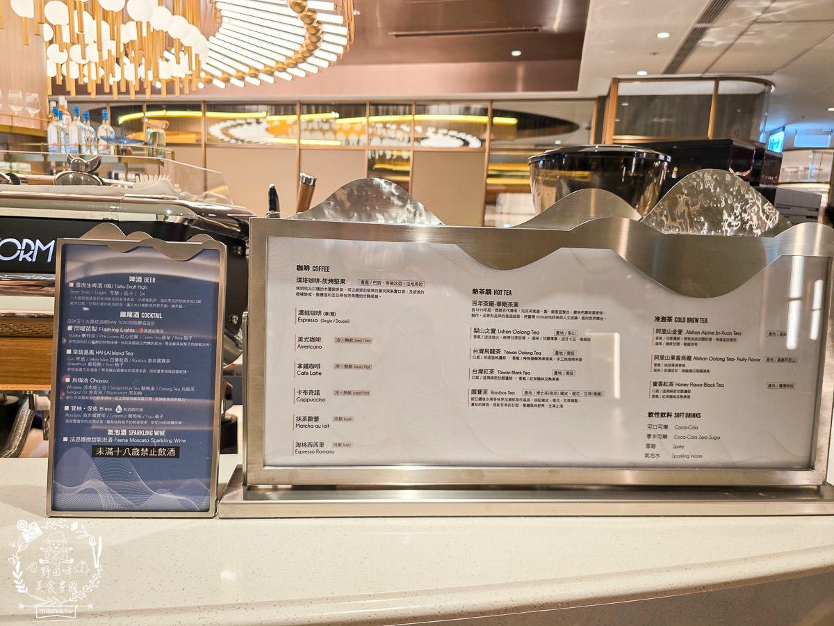 全台最難訂位自助餐廳|島語高雄自助餐吃到飽|松葉蟹、生蠔、鮭魚卵、干貝海膽、宜蘭烤鴨等200品項無限吃到飽！