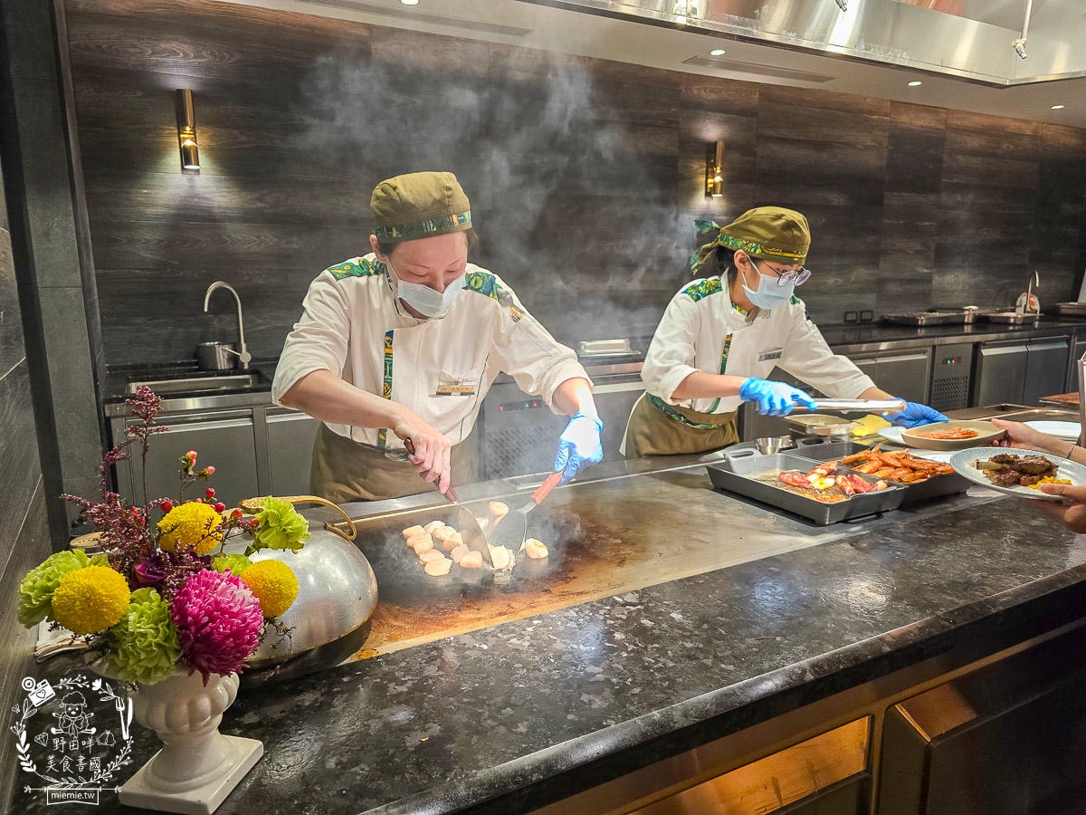 全台最難訂位自助餐廳|島語高雄自助餐吃到飽|松葉蟹、生蠔、鮭魚卵、干貝海膽、宜蘭烤鴨等200品項無限吃到飽! - 第36張圖 全台最難訂位自助餐廳|島語高雄自助餐吃到飽|松葉蟹、生蠔、鮭魚卵、干貝海膽、宜蘭烤鴨等200品項無限吃到飽!