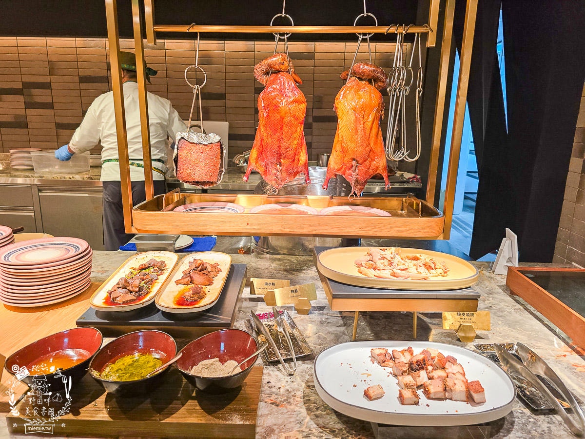 全台最難訂位自助餐廳|島語高雄自助餐吃到飽|松葉蟹、生蠔、鮭魚卵、干貝海膽、宜蘭烤鴨等200品項無限吃到飽! - 第27張圖 全台最難訂位自助餐廳|島語高雄自助餐吃到飽|松葉蟹、生蠔、鮭魚卵、干貝海膽、宜蘭烤鴨等200品項無限吃到飽!