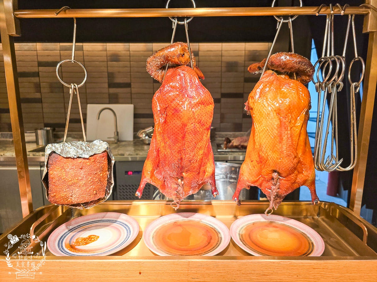 全台最難訂位自助餐廳|島語高雄自助餐吃到飽|松葉蟹、生蠔、鮭魚卵、干貝海膽、宜蘭烤鴨等200品項無限吃到飽! - 第28張圖 全台最難訂位自助餐廳|島語高雄自助餐吃到飽|松葉蟹、生蠔、鮭魚卵、干貝海膽、宜蘭烤鴨等200品項無限吃到飽!