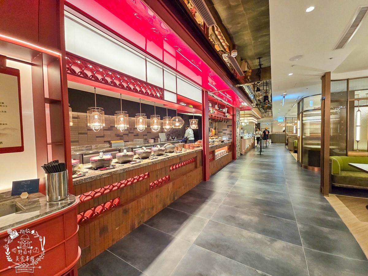 全台最難訂位自助餐廳|島語高雄自助餐吃到飽|松葉蟹、生蠔、鮭魚卵、干貝海膽、宜蘭烤鴨等200品項無限吃到飽! - 第39張圖 全台最難訂位自助餐廳|島語高雄自助餐吃到飽|松葉蟹、生蠔、鮭魚卵、干貝海膽、宜蘭烤鴨等200品項無限吃到飽!