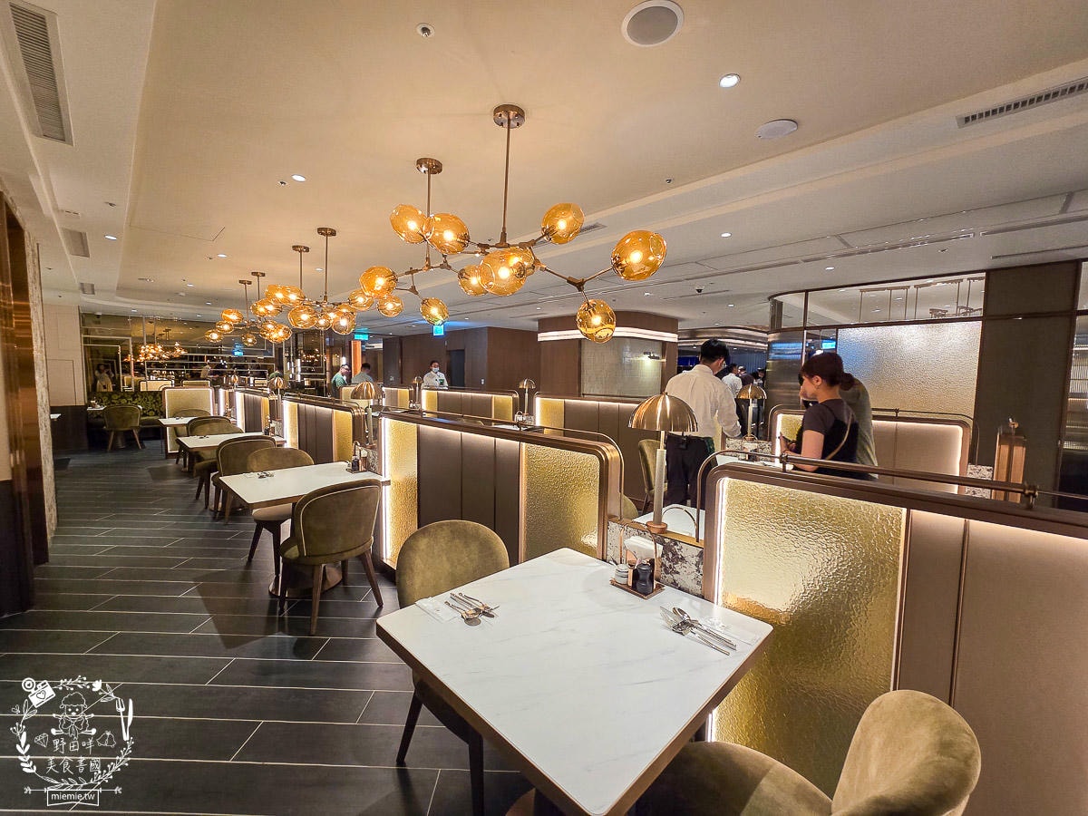 全台最難訂位自助餐廳|島語高雄自助餐吃到飽|松葉蟹、生蠔、鮭魚卵、干貝海膽、宜蘭烤鴨等200品項無限吃到飽! - 第5張圖 全台最難訂位自助餐廳|島語高雄自助餐吃到飽|松葉蟹、生蠔、鮭魚卵、干貝海膽、宜蘭烤鴨等200品項無限吃到飽!