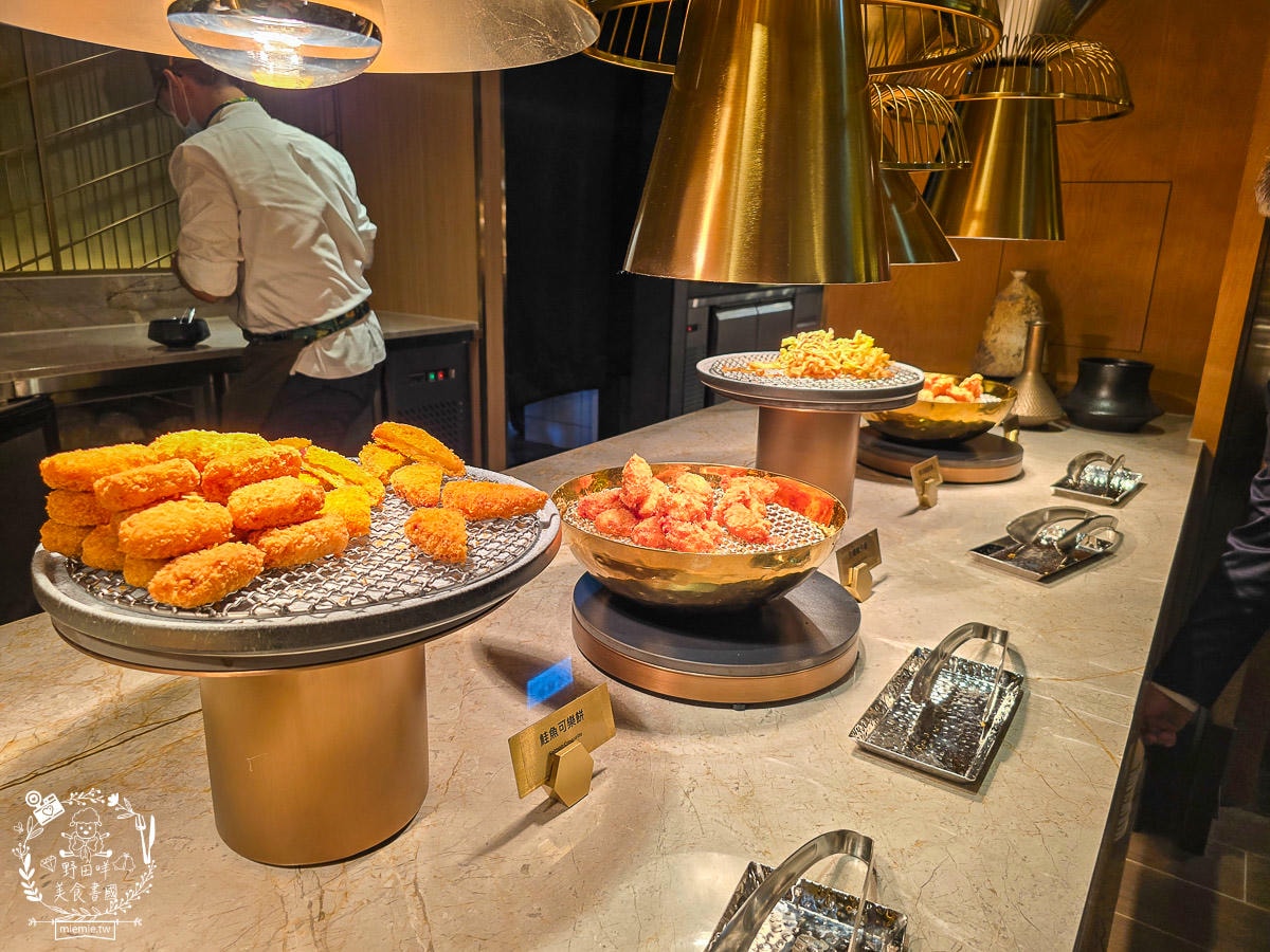全台最難訂位自助餐廳|島語高雄自助餐吃到飽|松葉蟹、生蠔、鮭魚卵、干貝海膽、宜蘭烤鴨等200品項無限吃到飽! - 第44張圖 全台最難訂位自助餐廳|島語高雄自助餐吃到飽|松葉蟹、生蠔、鮭魚卵、干貝海膽、宜蘭烤鴨等200品項無限吃到飽!