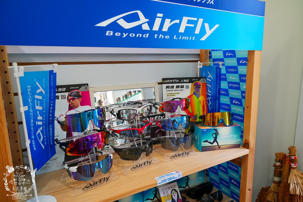 河堤商圈美食景點與社區隱藏小店推薦|平日也大客滿的餐館|超平價寬敞的兒童遊樂空間|超多款滑步車可以挑選|