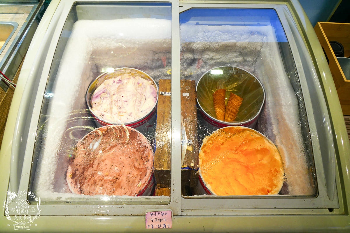 高雄[鍋道一號高雄鳳山店]平日只要199元超狂自助吧超過40種品項爽爽吃到飽？CP值超高的鳳山火鍋店！