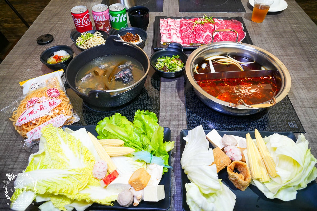 高雄[鍋道一號高雄鳳山店]平日只要199元超狂自助吧超過40種品項爽爽吃到飽？CP值超高的鳳山火鍋店！