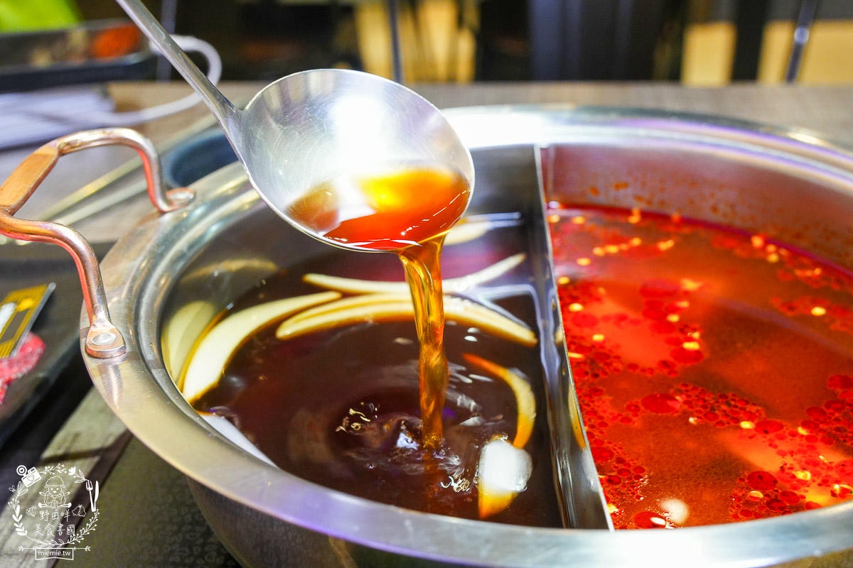 高雄[鍋道一號高雄鳳山店]平日只要199元超狂自助吧超過40種品項爽爽吃到飽？CP值超高的鳳山火鍋店！