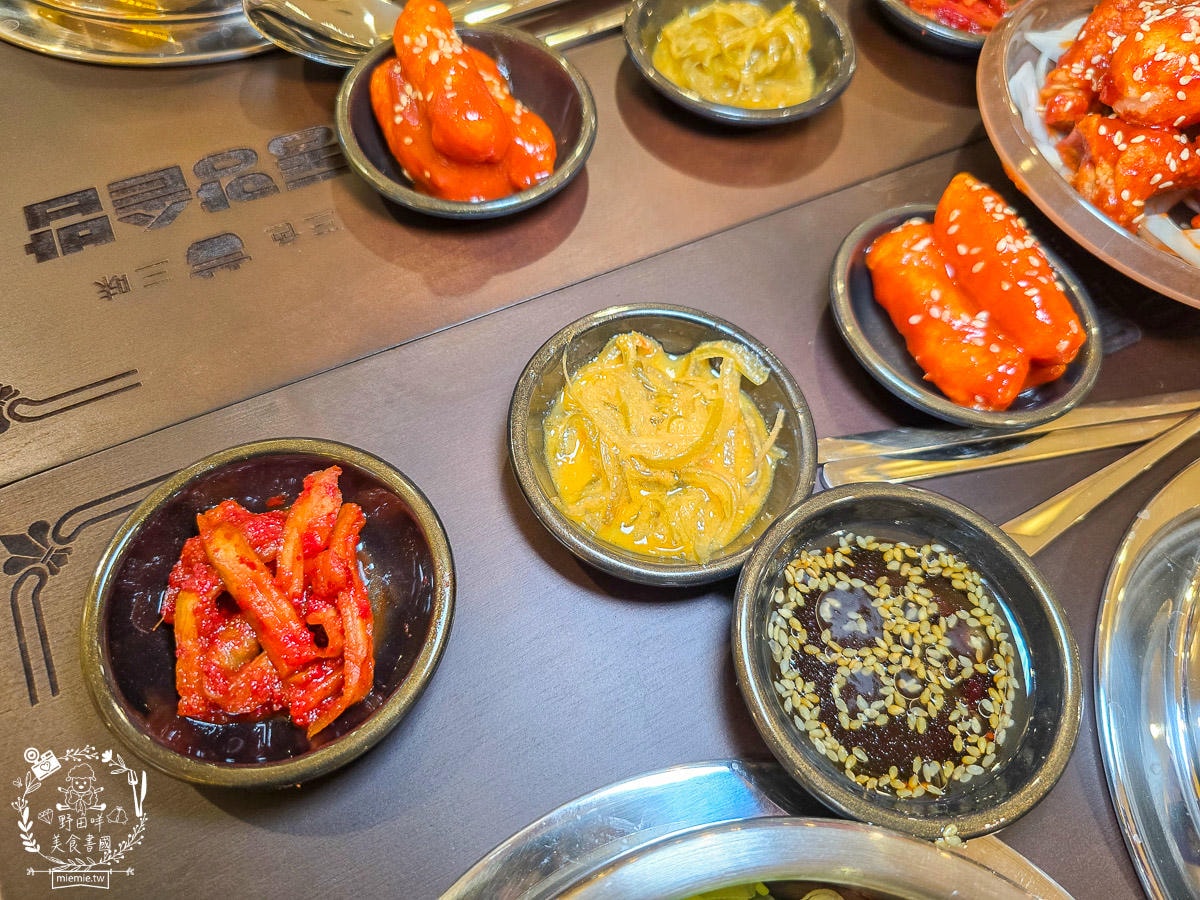 高雄[三色三味삼색삼미]台灣首間韓國首爾連鎖釜飯豆腐煲第一品牌在漢神巨蛋！「釜飯KO天才」李旼奎領軍 傳承與創新的正統釜飯魅力
