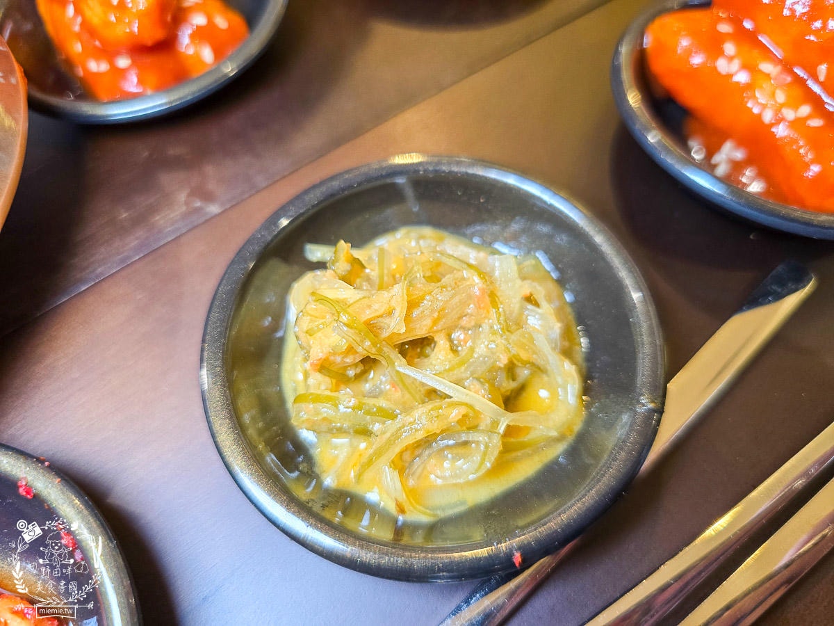 高雄[三色三味삼색삼미]台灣首間韓國首爾連鎖釜飯豆腐煲第一品牌在漢神巨蛋！「釜飯KO天才」李旼奎領軍 傳承與創新的正統釜飯魅力