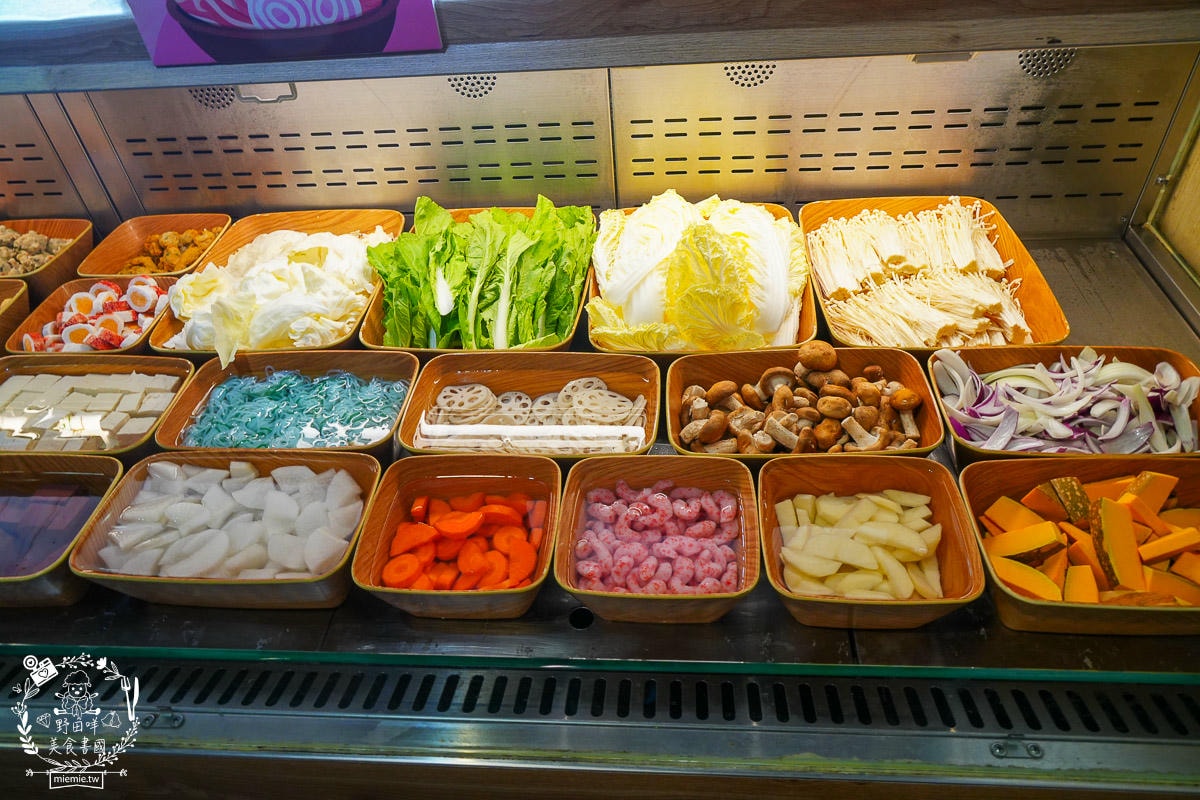 肉多多火鍋鳳山青年店｜平日午餐/宵夜不限時只要268元70多種自助吧吃到飽！文山特區火鍋吃到飽推薦！