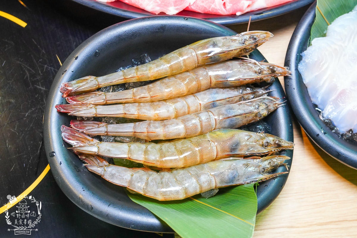 肉多多火鍋鳳山青年店｜平日午餐/宵夜不限時只要268元70多種自助吧吃到飽！文山特區火鍋吃到飽推薦！