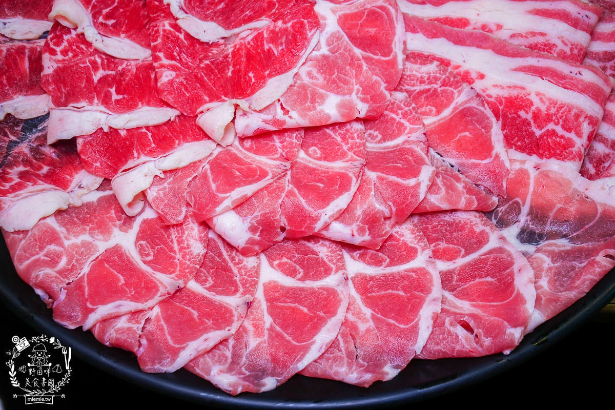 肉多多火鍋鳳山青年店｜平日午餐/宵夜不限時只要268元70多種自助吧吃到飽！文山特區火鍋吃到飽推薦！