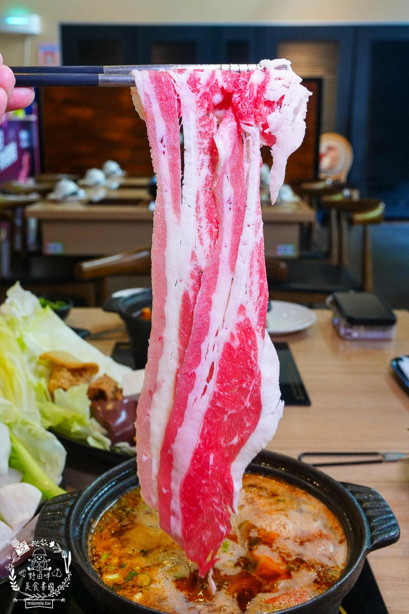 肉多多火鍋鳳山青年店｜平日午餐/宵夜不限時只要268元70多種自助吧吃到飽！文山特區火鍋吃到飽推薦！