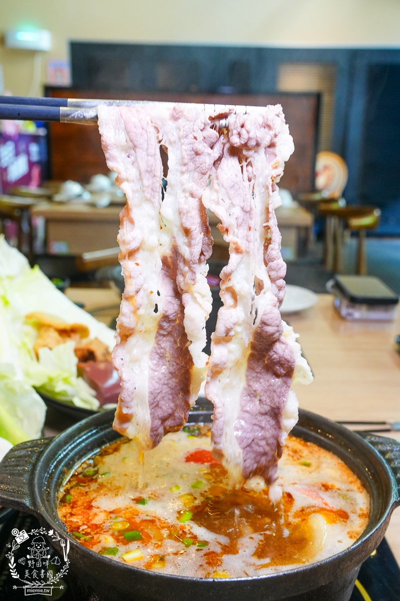 肉多多火鍋鳳山青年店｜平日午餐/宵夜不限時只要268元70多種自助吧吃到飽！文山特區火鍋吃到飽推薦！