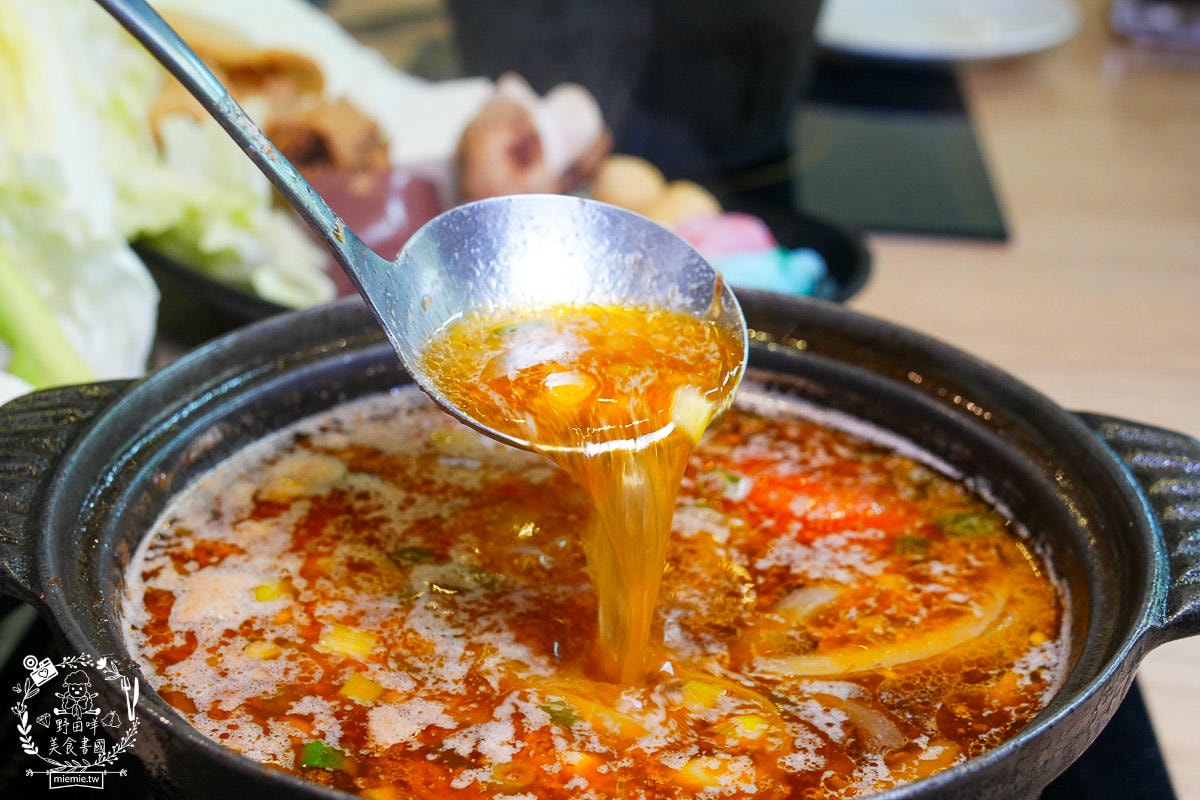 肉多多火鍋鳳山青年店｜平日午餐/宵夜不限時只要268元70多種自助吧吃到飽！文山特區火鍋吃到飽推薦！