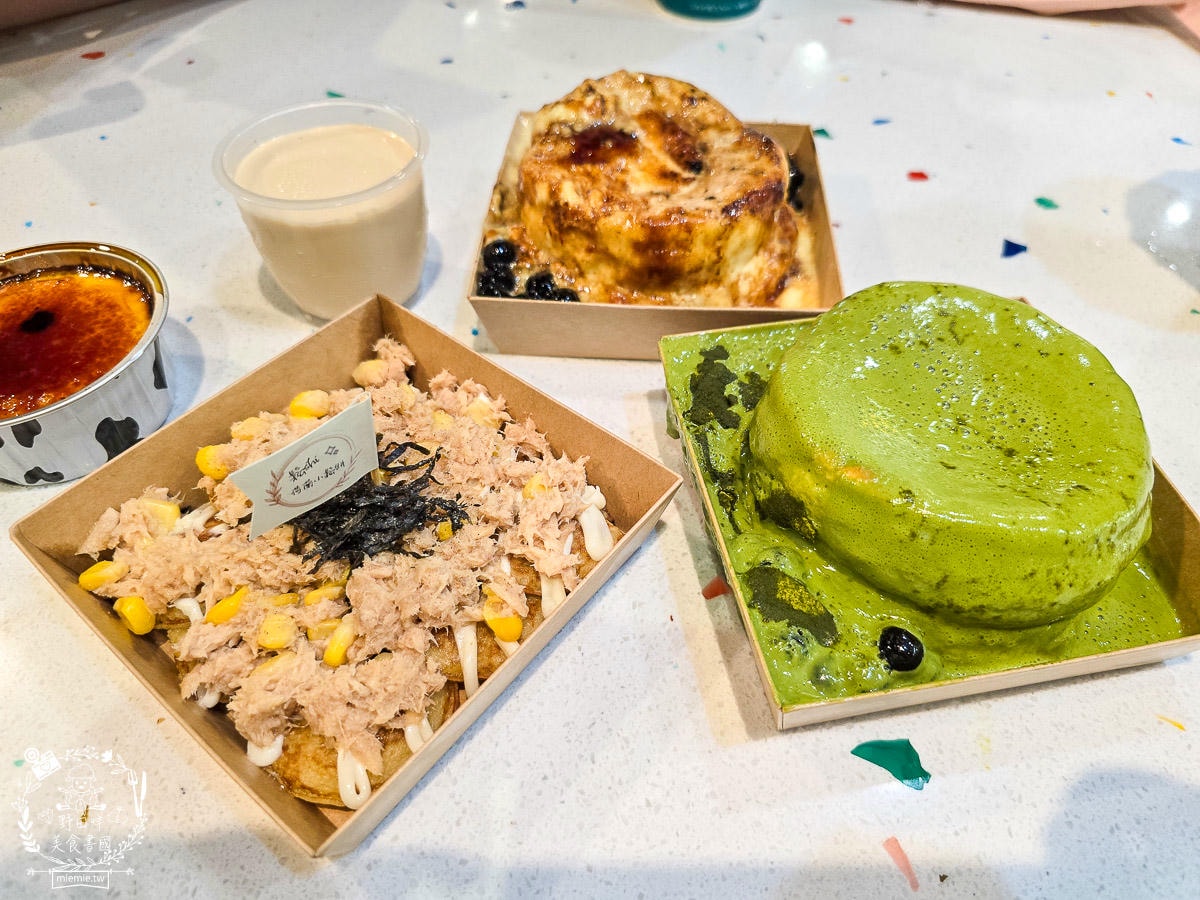 青年夜市美食推薦[蕾隊友舒芙蕾]超多人排隊的夜市美食！炙燒焦糖卡士達口味必推！