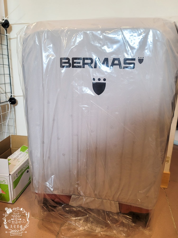 SWISS STYLE BERMAS TOP 2.0升級版上掀前開式煞車行李箱|超耐用又好拉拖得上掀式行李箱推薦！