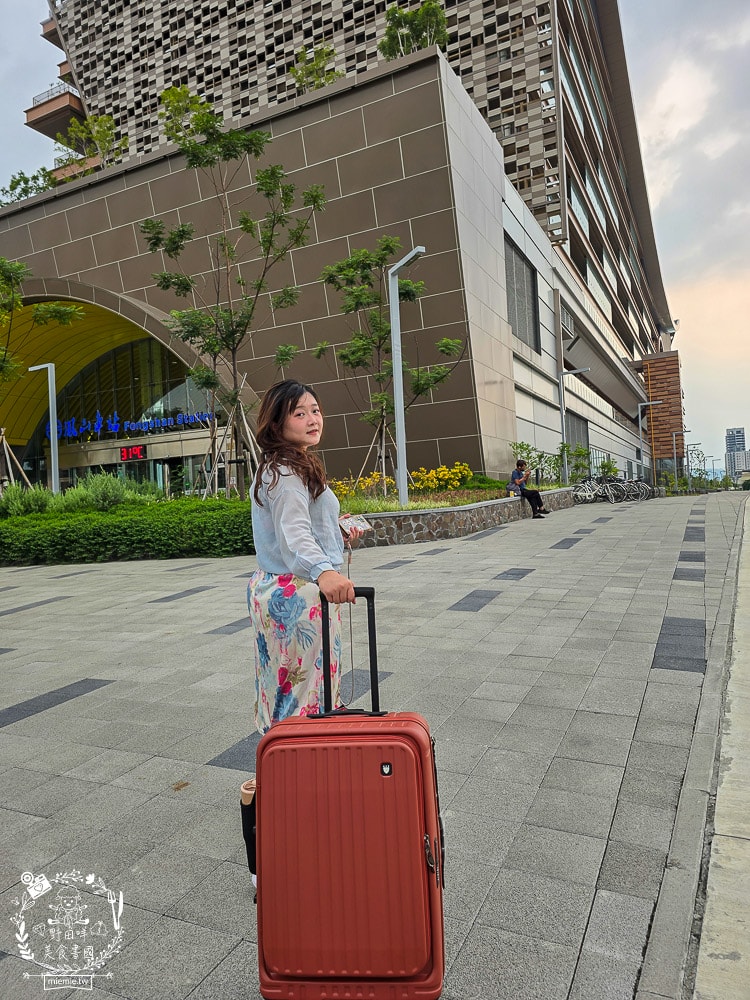SWISS STYLE BERMAS TOP 2.0升級版上掀前開式煞車行李箱|超耐用又好拉拖得上掀式行李箱推薦！